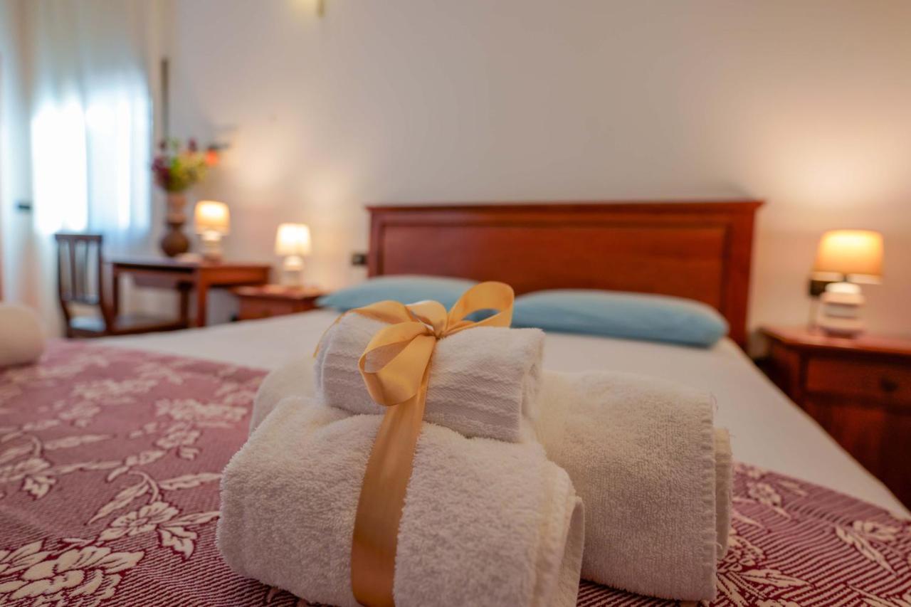 Bed And Breakfast Cairoli Exclusive Room San Pietro Vernotico Exterior foto
