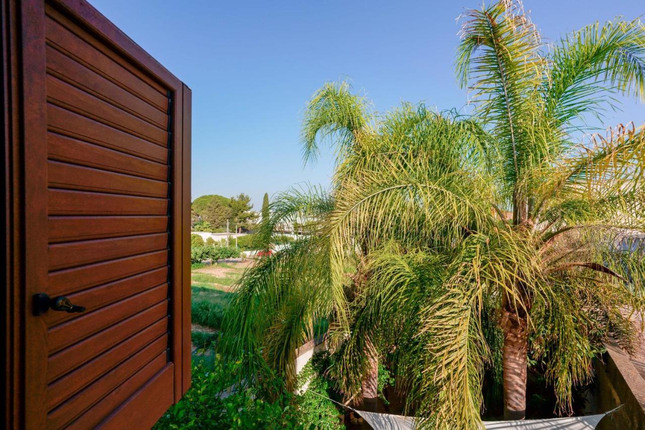Bed And Breakfast Cairoli Exclusive Room San Pietro Vernotico Exterior foto