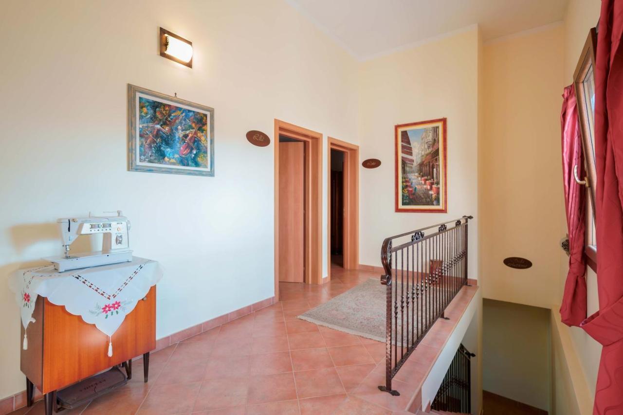 Bed And Breakfast Cairoli Exclusive Room San Pietro Vernotico Exterior foto
